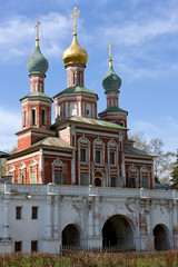 Fototapeta na wymiar Novodevichy Klasztor w Moskwie.