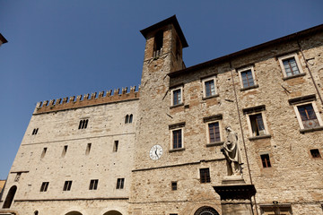 Palazzo del Popolo; Todi; piazza garibaldi; Umbria