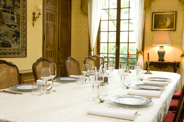 Gedeckter Tisch