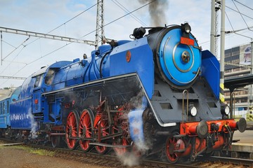 Naklejka premium Historyczna lokomotywa parowa