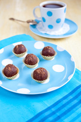 Chocolate biscuit balls
