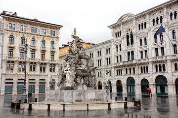 Fototapeta na wymiar Piazza Unita, Triest, Włochy