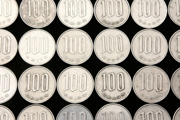 日本通貨１００円玉一面