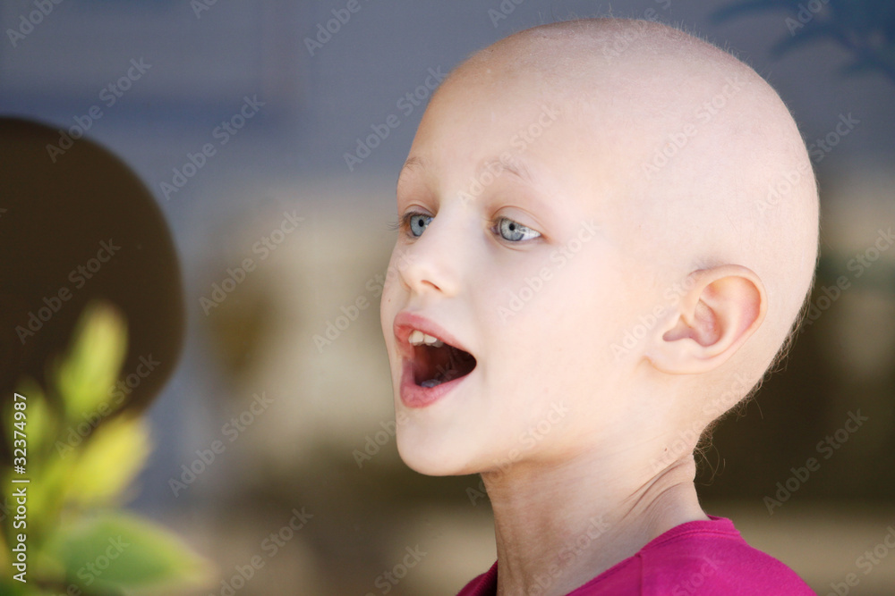 Wall mural cancer child portrait