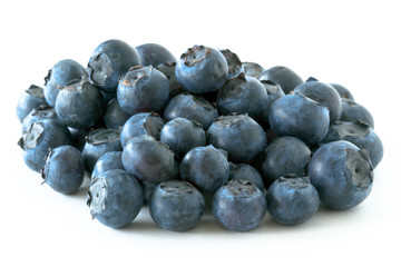 pile of fresh blueberries