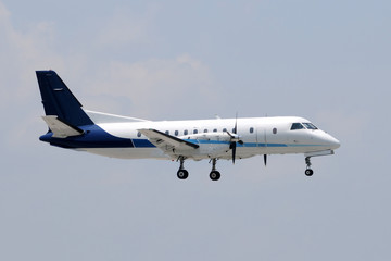 Propeller airplane landing
