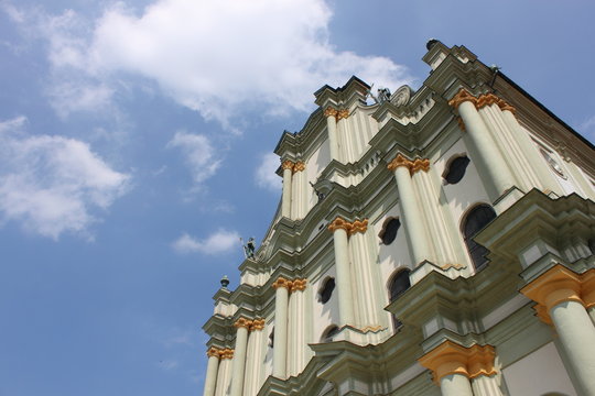 Fassade der ehemaligen Klosterkirche F&uuml;rstenfeld