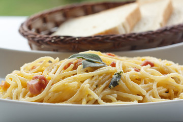 Pasta carbonara