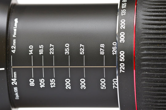 appareil photo num&eacute;rique 12
