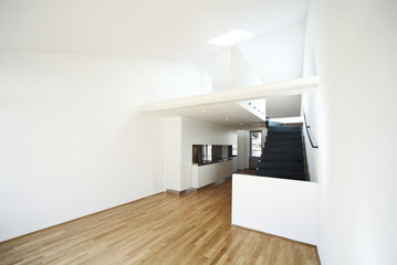 interno di appartamento piccolo moderno e vuoto