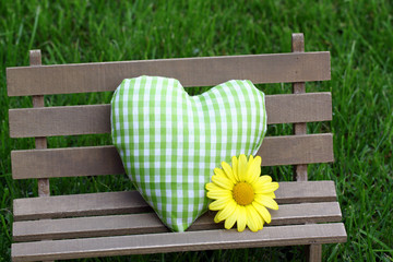 Gr&uuml;nes Stoffherz