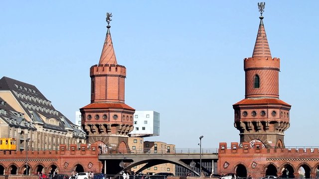 Berlin Oberbaum bridge