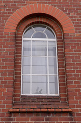 Rundbogen-Sprossenfenster