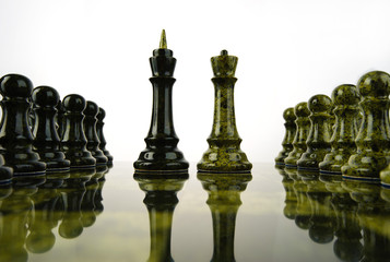 Chess king and queen - 32413503