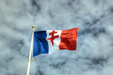 Drapeau Croix de Lorraine à Courseulles-Sur-Mer