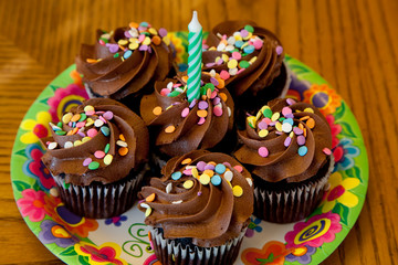 Birthday cupcakes cake