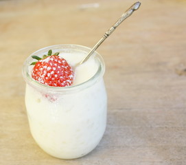 riz au lait ,fraise,dessert