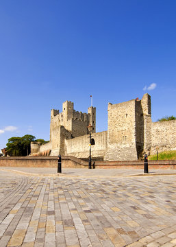 Wide alngle view of Rochester Castle in Kent