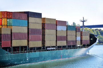 Containerschiff