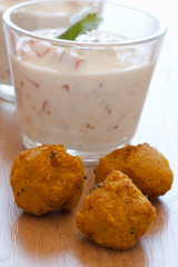 Falafel und Joghurt