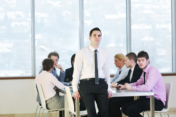 Obraz premium group of business people at meeting