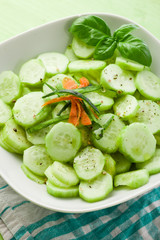 Insalata di cetrioli