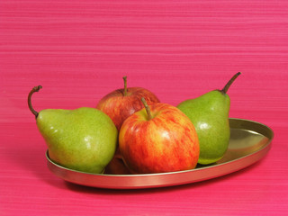 Obst im Schale