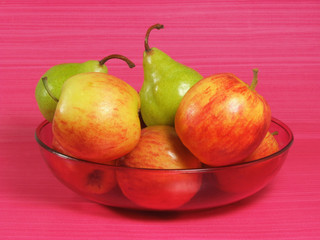 Obst im Schale