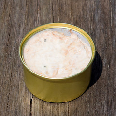 pate can