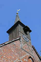 Hamburg: 1000 Jahre alte Kirche Sinstorf