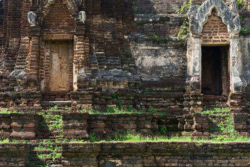 Fototapeta na wymiar Front and entrance of the ruin castle in Thailand