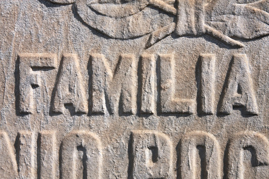 Family - word in Spanish on a grave in Barcelona