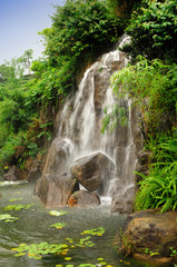 Fototapeta na wymiar Waterfall in the national park