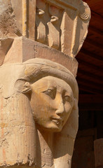 Fototapeta na wymiar SZEF bogini Hathor w Deir el-Bahari (Luxor, Egipt)