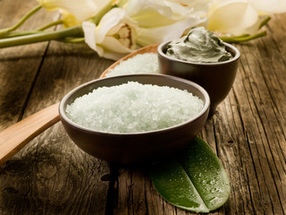 bath minerals and mud massage