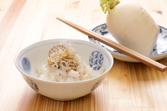 大根おろしじゃこ Photos Royalty Free Images Graphics Vectors Videos Adobe Stock