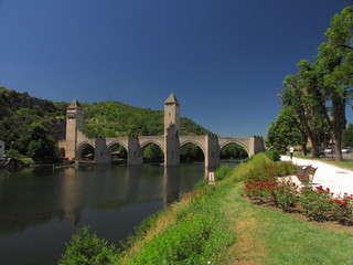 Pont Valentré ; Cahors ; Quercy ; Périgord ; Midi-Pyrénées