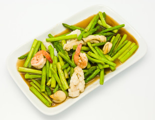 Fried asparagus with shrimp
