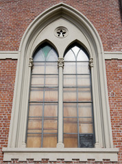finestra di un edificio industriale