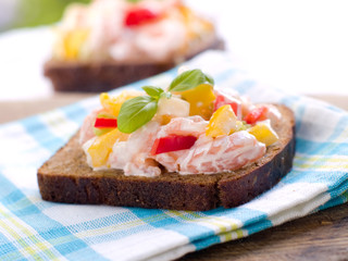 bread with salad