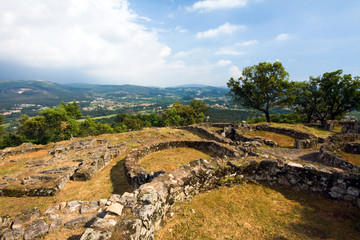 Fototapeta na wymiar Archaeological ruins of Citânia de Briteiros in Guimaraes Portug