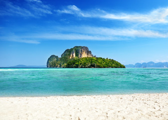 Fototapeta na wymiar Poda wyspa w Tajlandii