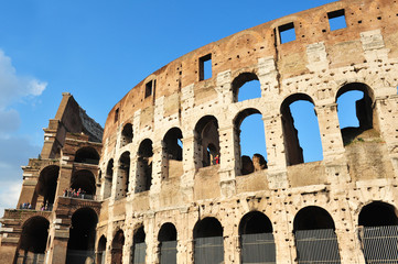 Obraz premium Ancient roman colosseum in Rome, Italy