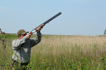 hunter wild duck hunting