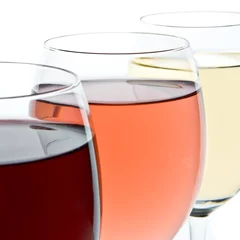  three wine glasses © kubais