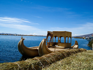 uros puno titicaca boot