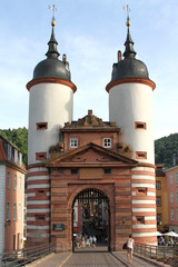 Obraz premium Brückentor in Heidelberg, Deutschland