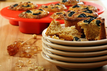 Muffins with feta and olives.