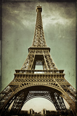 tour eiffel effet vieille photo