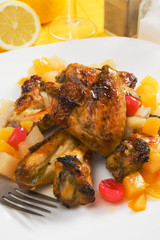 Chicken wings with tropical fruit